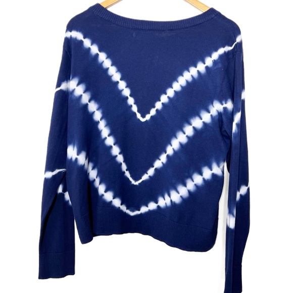 APT.9 Women’s Navy White Tie-Dye Swoop Crewneck Pullover Long Sleeve Sweater - Picture 10 of 16